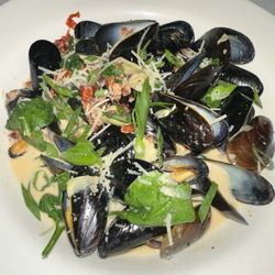 Wise Guys Lounge & Grill - Tuscan Mussels