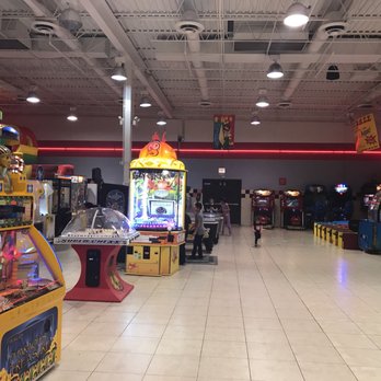 PGN Fun Village - PGN - Mini Golf Near Me - Hickory Hills, Illinois