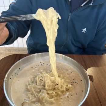 Jjamppong Zizon - 1/2 Reglar 지존 짬짜면, 안매운맛 Cold Soybean Soup 콩국수 - Korean Near Me - Oakland, California Jjamppong Zizon - 1/2 Reglar 지존 짬짜면, 안매운맛 Cold Soybean Soup 콩국수 - Korean Near Me - Oakland, California