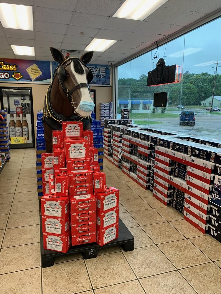 MARKET MAX Updated October 2024 115 E Presley Blvd,