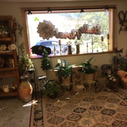 Butte Floral