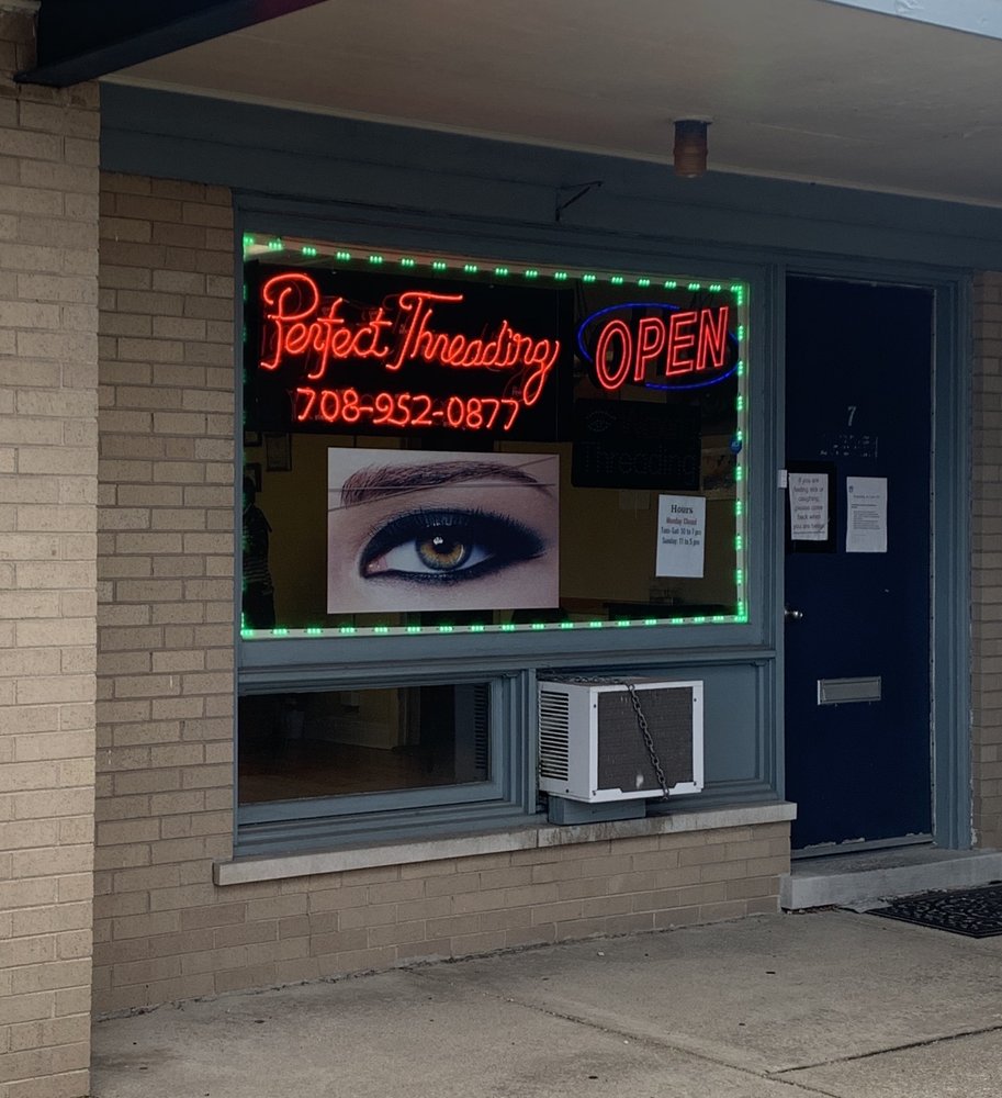 PERFECT THREADING Updated August 2024 5757 95th St, Oak Lawn