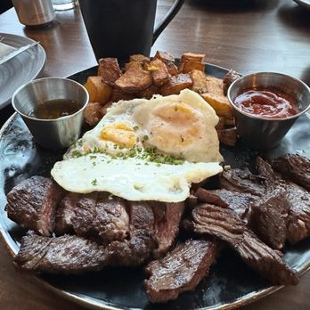 Blackstone Kitchen - Steak and eggs - New American Near Me - Corona, California