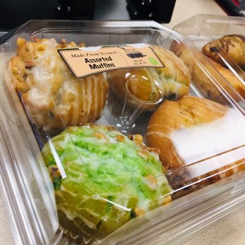 Hen House - Assorted muffins - Grocery Near Me - Overland Park, Kansas