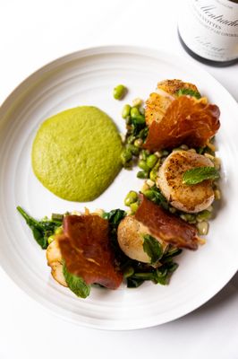 Whitestone Restaurant & Bar by null