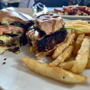 71 South - Black Bean Burger - Breakfast & Brunch Near Me - Knoxville, Tennessee 71 South - Black Bean Burger - Breakfast & Brunch Near Me - Knoxville, Tennessee