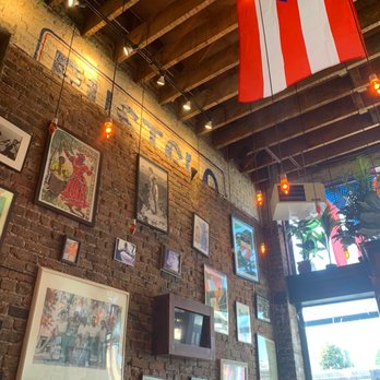 Parada 22 - Decor - Latin American Near Me - San Francisco, California