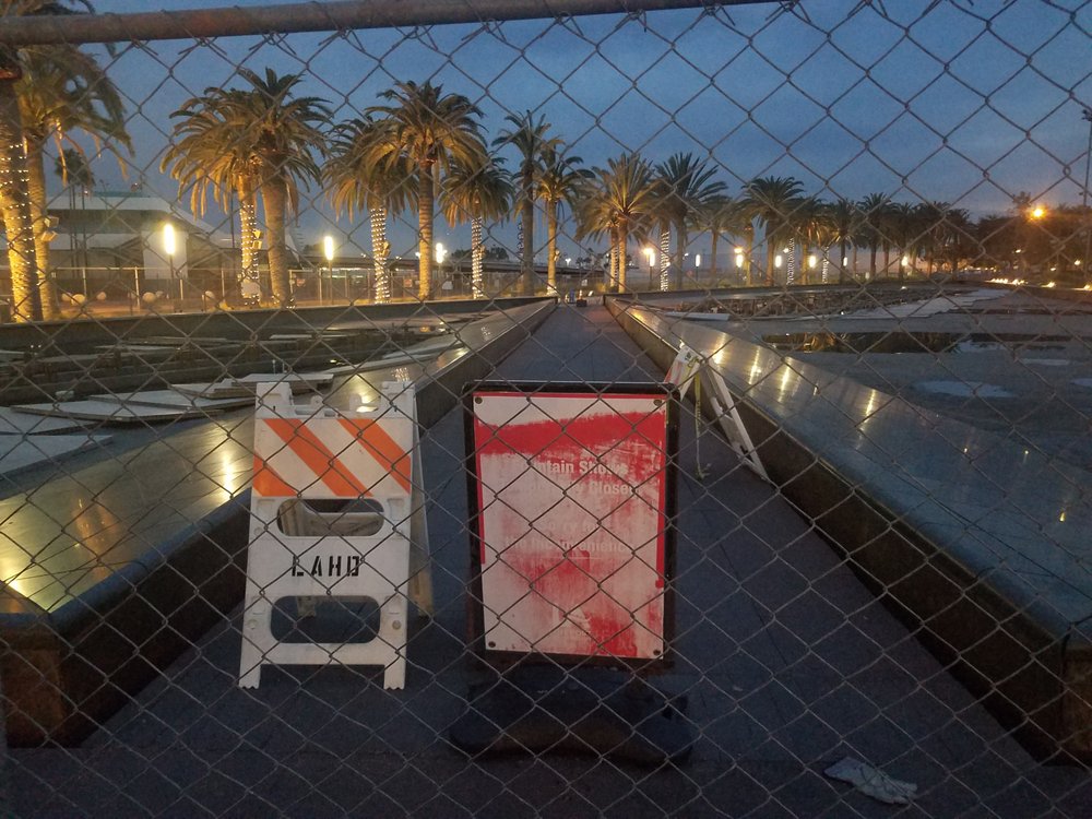 FANFARE FOUNTAINS AT GATEWAY PLAZA 95 Photos & 28 Reviews 600 N