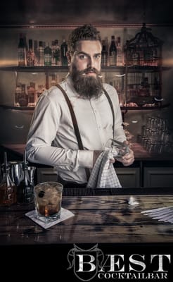 Bæst Cocktailbar by null