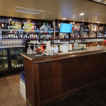 La Cucina Trattoria - This place has a beautifully stocked bar. The food is amazing. The staff are very friendly and efficient. - Italian Near Me - Fallbrook, California La Cucina Trattoria - This place has a beautifully stocked bar. The food is amazing. The staff are very friendly and efficient. - Italian Near Me - Fallbrook, California