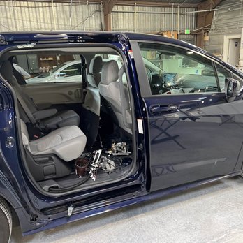 California Auto Center - right sliding door got hit - Auto Repair Near Me - Millbrae, California