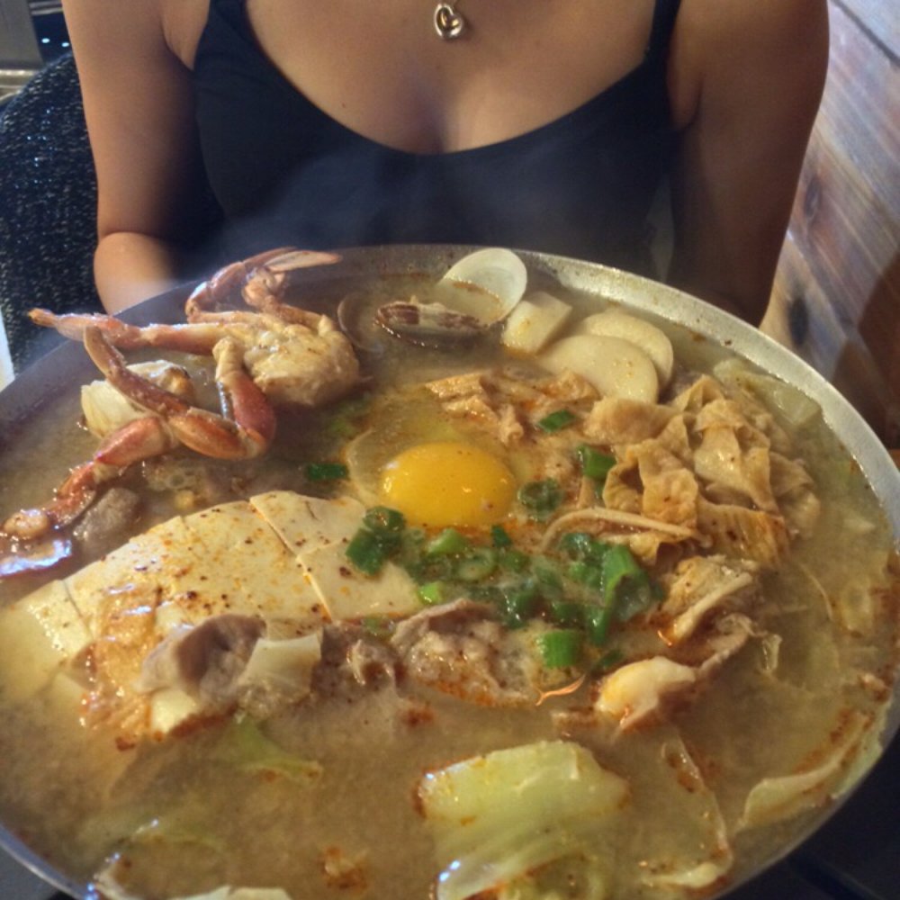Boiling Point - Large Japanese miso. Udon at the bottom of the wok looking thing. - Hot Pot Near Me - Fremont, California Boiling Point - Large Japanese miso. Udon at the bottom of the wok looking thing. - Hot Pot Near Me - Fremont, California