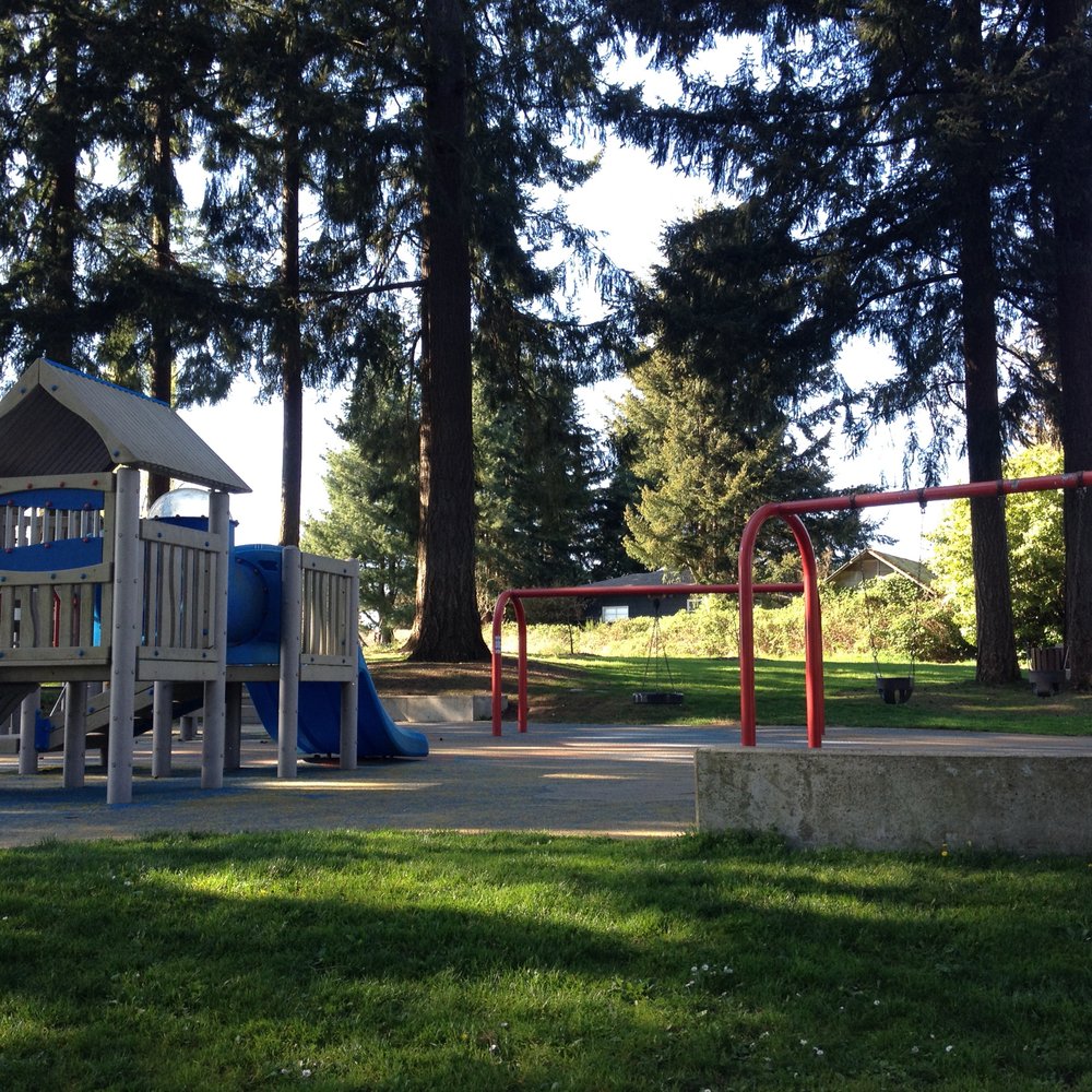 Bigelow Park - Large play structure - Playgrounds Near Me - Olympia, Washington Bigelow Park - Large play structure - Playgrounds Near Me - Olympia, Washington