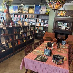 FoxTale Book Shoppe