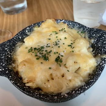 Murray's Cheese Bar - Murray's Classic Mac and Cheese - Wine Bars Near Me - Long Island City, New York Murray's Cheese Bar - Murray's Classic Mac and Cheese - Wine Bars Near Me - Long Island City, New York