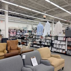 Pottery Barn Outlet