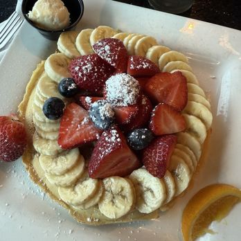 Keke's Breakfast Cafe - Belgian Waffle with fruits. - Breakfast & Brunch Near Me - Kissimmee, Florida