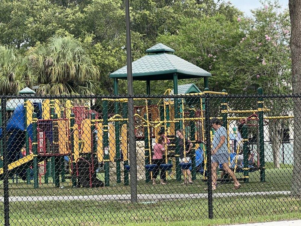 Palm Beach Gardens Playground Image