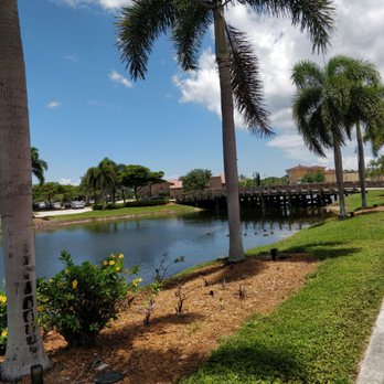 Coconut Point - Shopping Centers Near Me - Estero, Florida