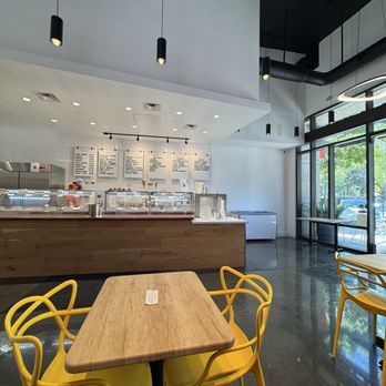 Pints Of Joy - inside - Ice Cream & Frozen Yogurt Near Me - Fremont, California