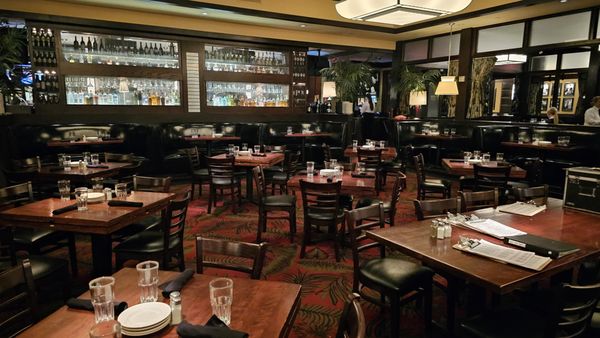 WILDFIRE - Updated August 2025 - 261 Photos & 387 Reviews - 8251 Flying - Vietnamese Restaurant In Eden Prairie Mn