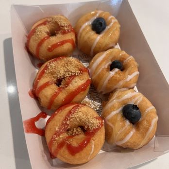 Dapper Doughnut - Strawberry Bella - Blueberry Lemon - Donuts Near Me - Tampa, Florida