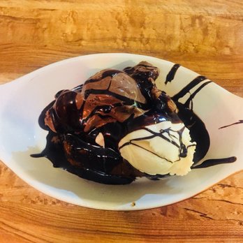 Walt Itgen's Ice Cream Parlour - Ice Cream & Frozen Yogurt Near Me - Valley Stream, New York