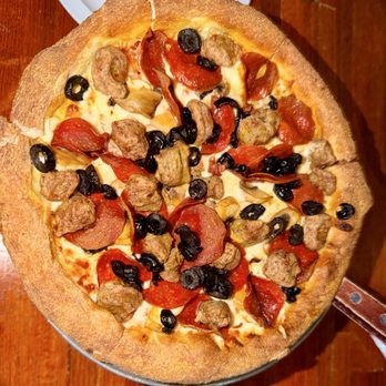 Pizza Luna - This was absolutely delicious. The crust was perfect. It was served piping hot. - Pizza Near Me - New Orleans, Louisiana Pizza Luna - This was absolutely delicious. The crust was perfect. It was served piping hot. - Pizza Near Me - New Orleans, Louisiana