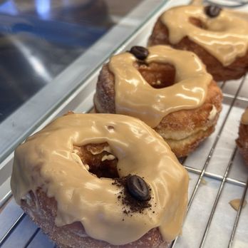 Paris Baguette - Coffee Croissant Donut - Bakeries Near Me - San Mateo, California Paris Baguette - Coffee Croissant Donut - Bakeries Near Me - San Mateo, California