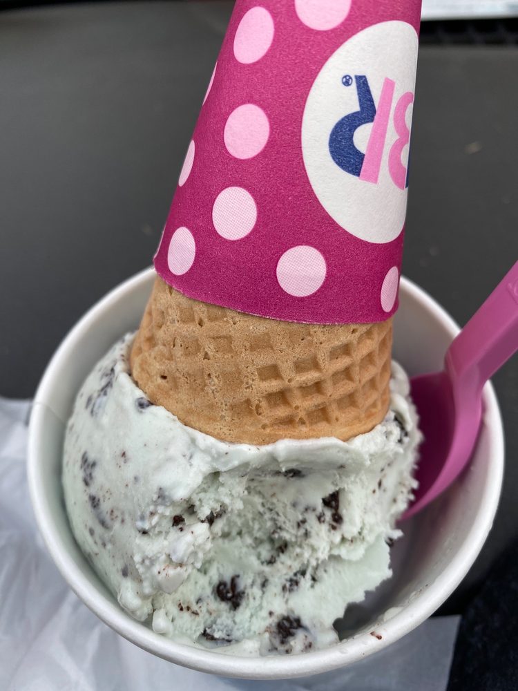 BASKINROBBINS Updated September 2024 15 Photos & 20 Reviews 6214 6th Ave,