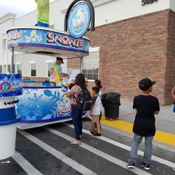 Las Vegas Snowie and Kettle corn