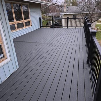 Dach Fence - Fences & Gates Near Me - Rockford, Illinois Dach Fence - Fences & Gates Near Me - Rockford, Illinois
