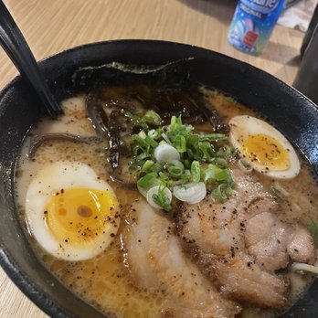Kuidaore - Tonkotsu Black - Japanese Near Me - Ottawa, Ontario