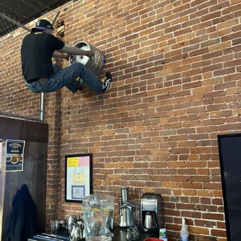 Bpm - Same decor as the previous business (pizza rock) - Italian Near Me - Sacramento, California Bpm - Same decor as the previous business (pizza rock) - Italian Near Me - Sacramento, California