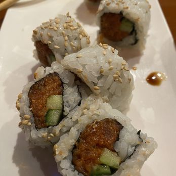 Hokaido Sushi - Spicy tuna roll 8 pieces - Sushi Bars Near Me - Las Vegas, Nevada