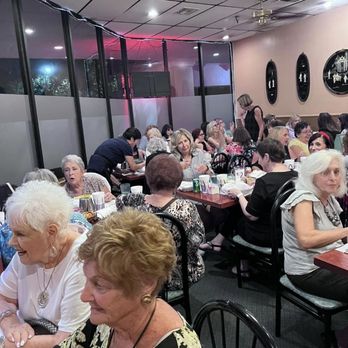 Beijing Palace - A shot of most of the crowd - Chinese Near Me - Delray Beach, Florida