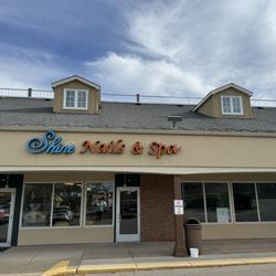 Shine Nails & Spa
