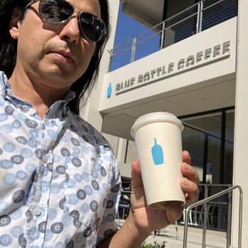 Blue Bottle Coffee - Robertson - New Orleans iced coffee - Coffee & Tea Near Me - Los Angeles, California