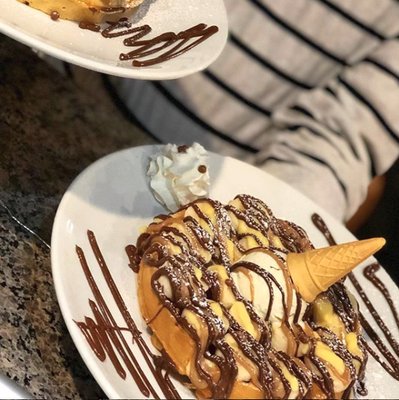 Caramel Café by null