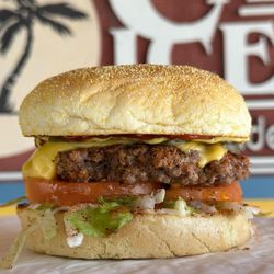 Caribbean Ice Company - Cheeseburger