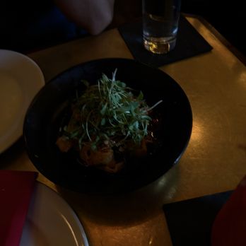 The Formosa Cafe - Chili Wontons (7 Pcs) - Cocktail Bars Near Me - West Hollywood, California