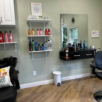 Tracy's Hair Salon - Products carried and work stations - Hair Salons Near Me - Dora, Missouri Tracy's Hair Salon - Products carried and work stations - Hair Salons Near Me - Dora, Missouri