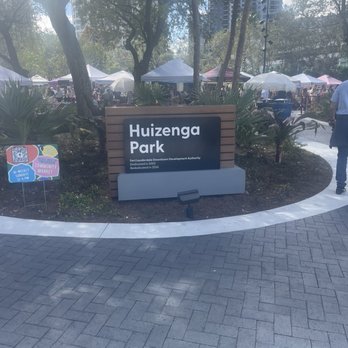 Huizenga Park - Parks Near Me - Fort Lauderdale, Florida