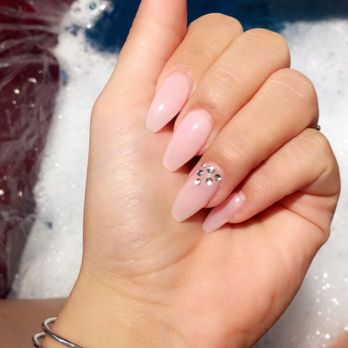 Platinum Nail Spa - Nail Salons Near Me - Elk Grove, California Platinum Nail Spa - Nail Salons Near Me - Elk Grove, California