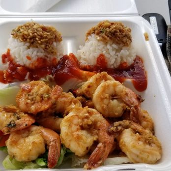 Maui Sunday Market - Flea Markets Near Me - Kahului, Hawaii