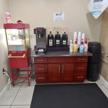 Hilltop Kia - Coffee and fresh popcorn in customer lounge - Car Dealers Near Me - Richmond, California