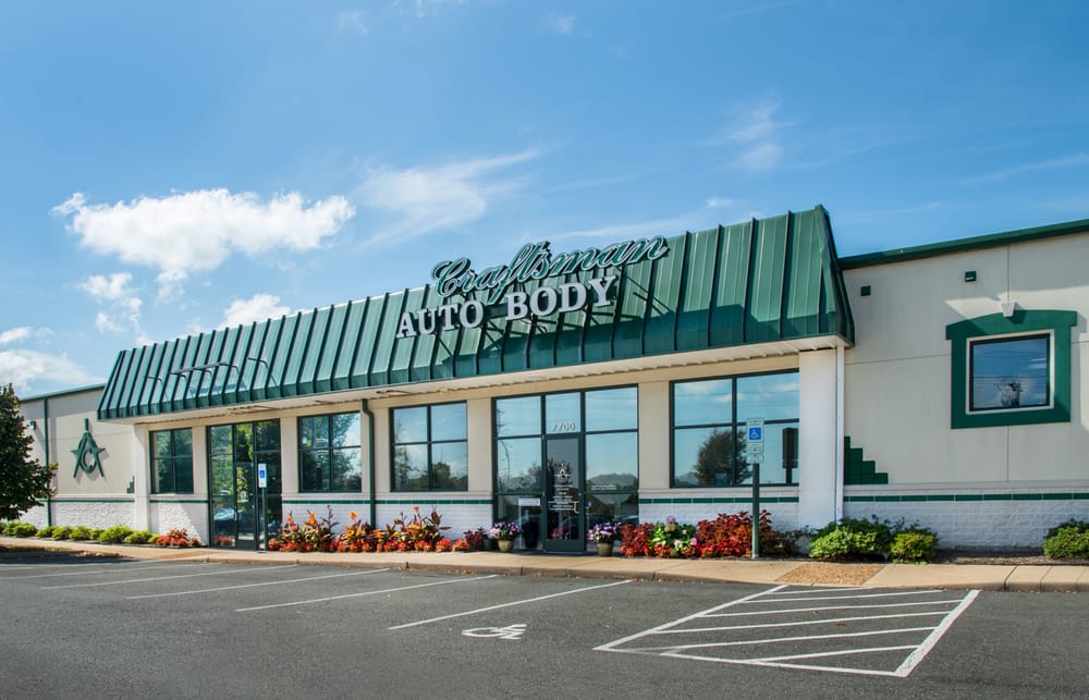 CRAFTSMAN AUTO BODY Updated September 2024 17 Reviews 7700