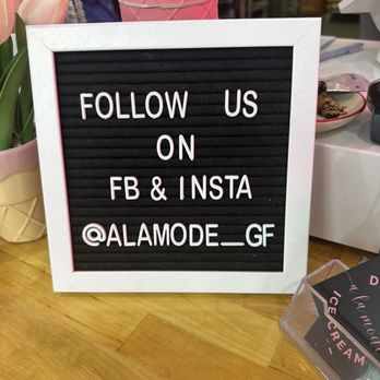 A La Mode Dessert & Ice Cream - Ice Cream & Frozen Yogurt Near Me - Southington, Connecticut A La Mode Dessert & Ice Cream - Ice Cream & Frozen Yogurt Near Me - Southington, Connecticut