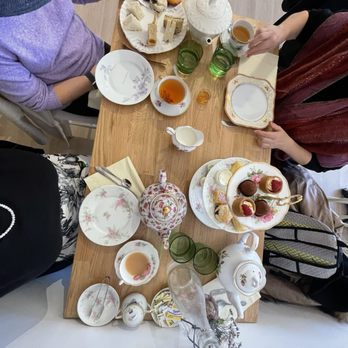 The Vintage Tea & Cake - Tea Rooms Near Me - Arlington, Massachusetts
