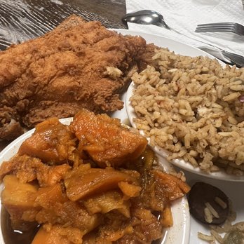 Madre & Son Soulfood Cafe - Personal Chefs Near Me